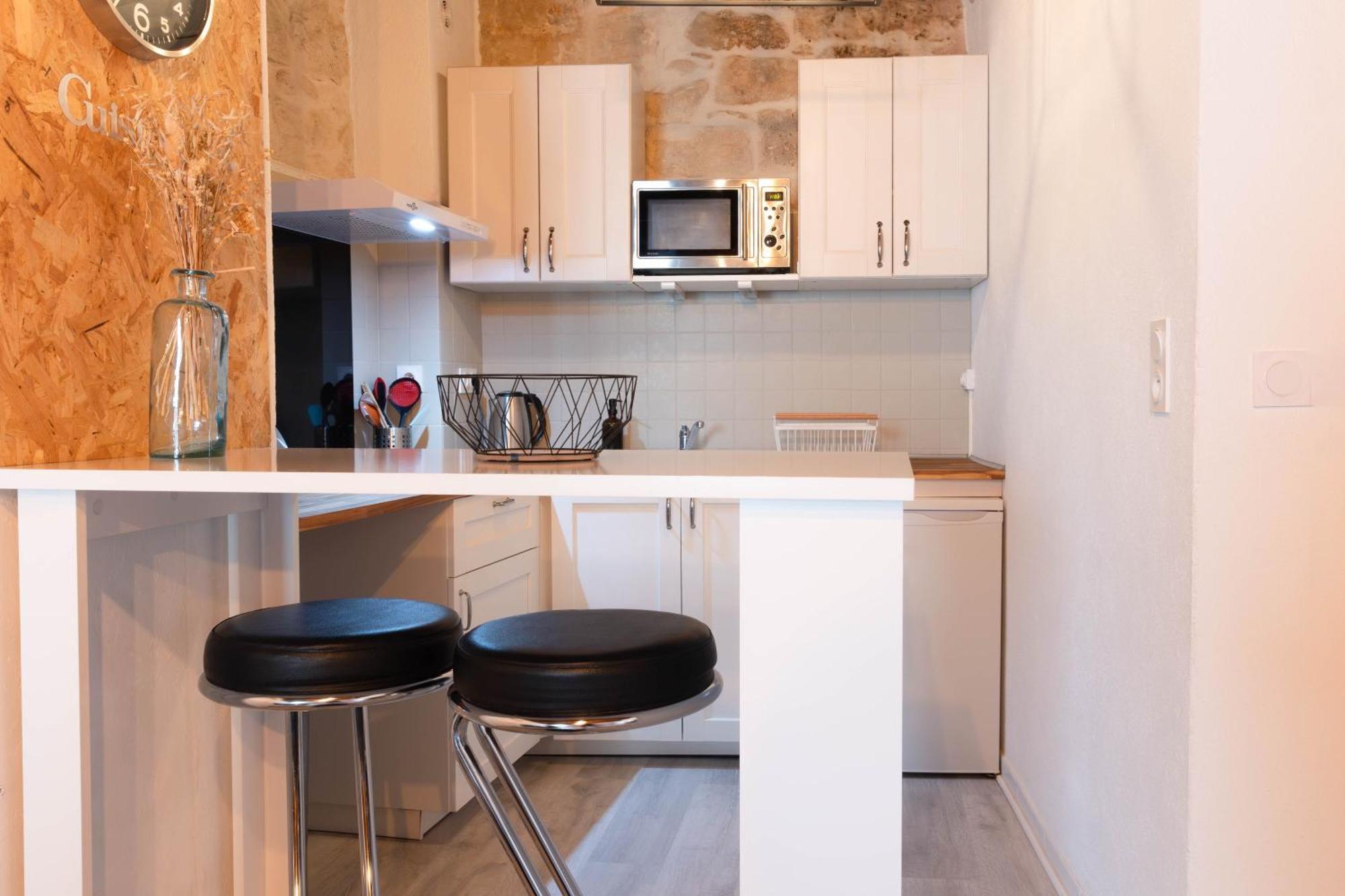 Immeuble 3 Apparts Centre Historique St Gilles Maisoncarreeconciergerie Saint-Gilles  Εξωτερικό φωτογραφία
