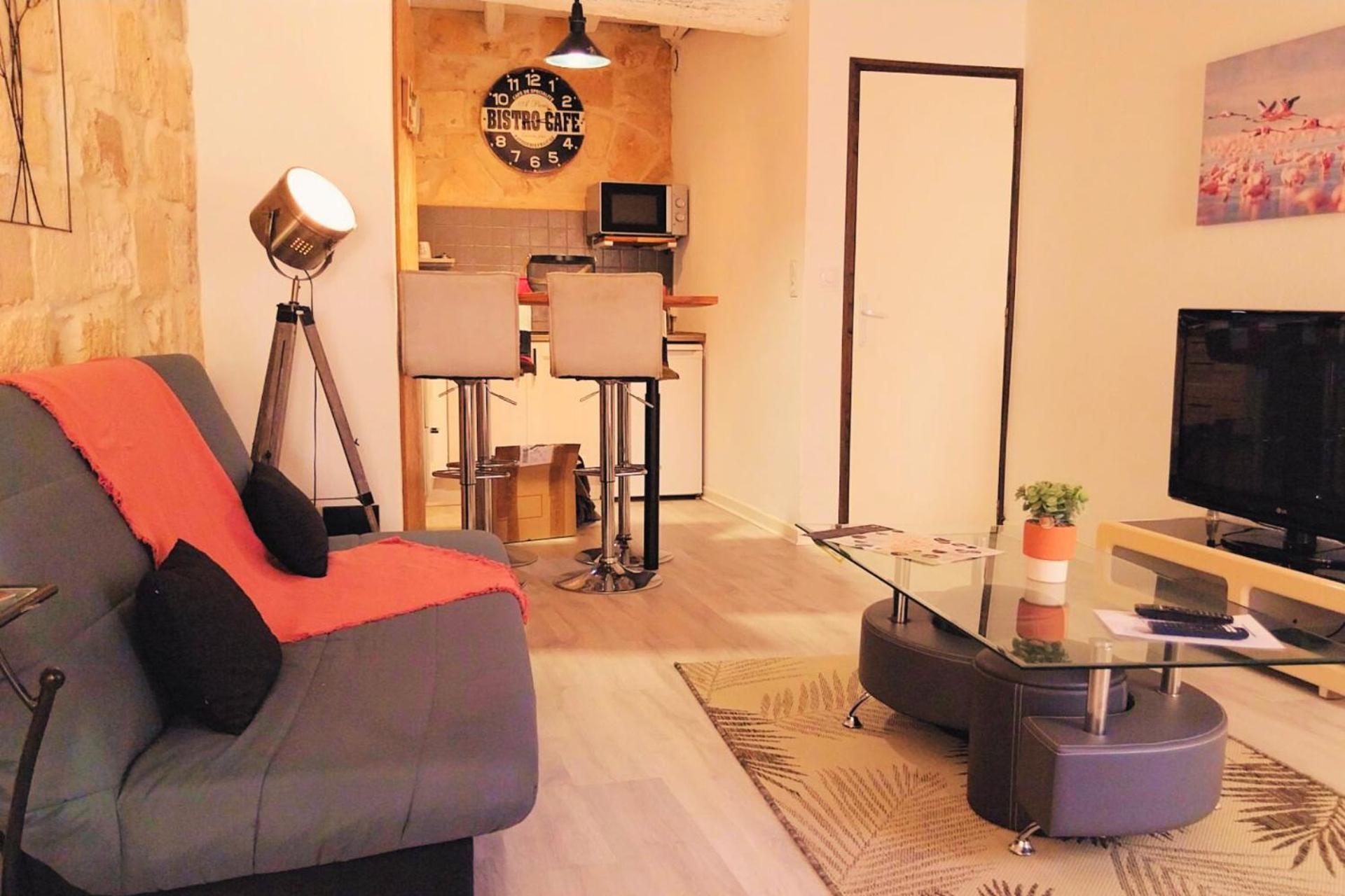 Immeuble 3 Apparts Centre Historique St Gilles Maisoncarreeconciergerie Saint-Gilles  Εξωτερικό φωτογραφία