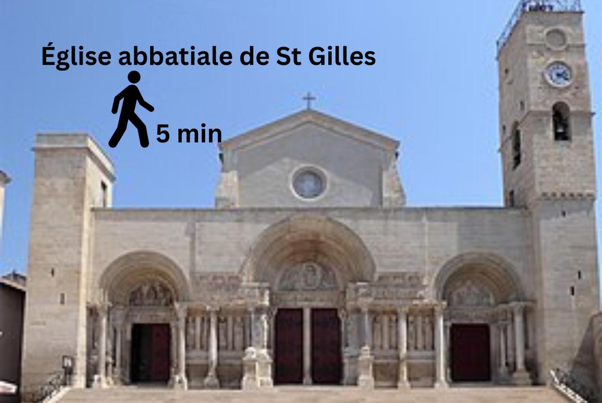 Immeuble 3 Apparts Centre Historique St Gilles Maisoncarreeconciergerie Saint-Gilles  Εξωτερικό φωτογραφία